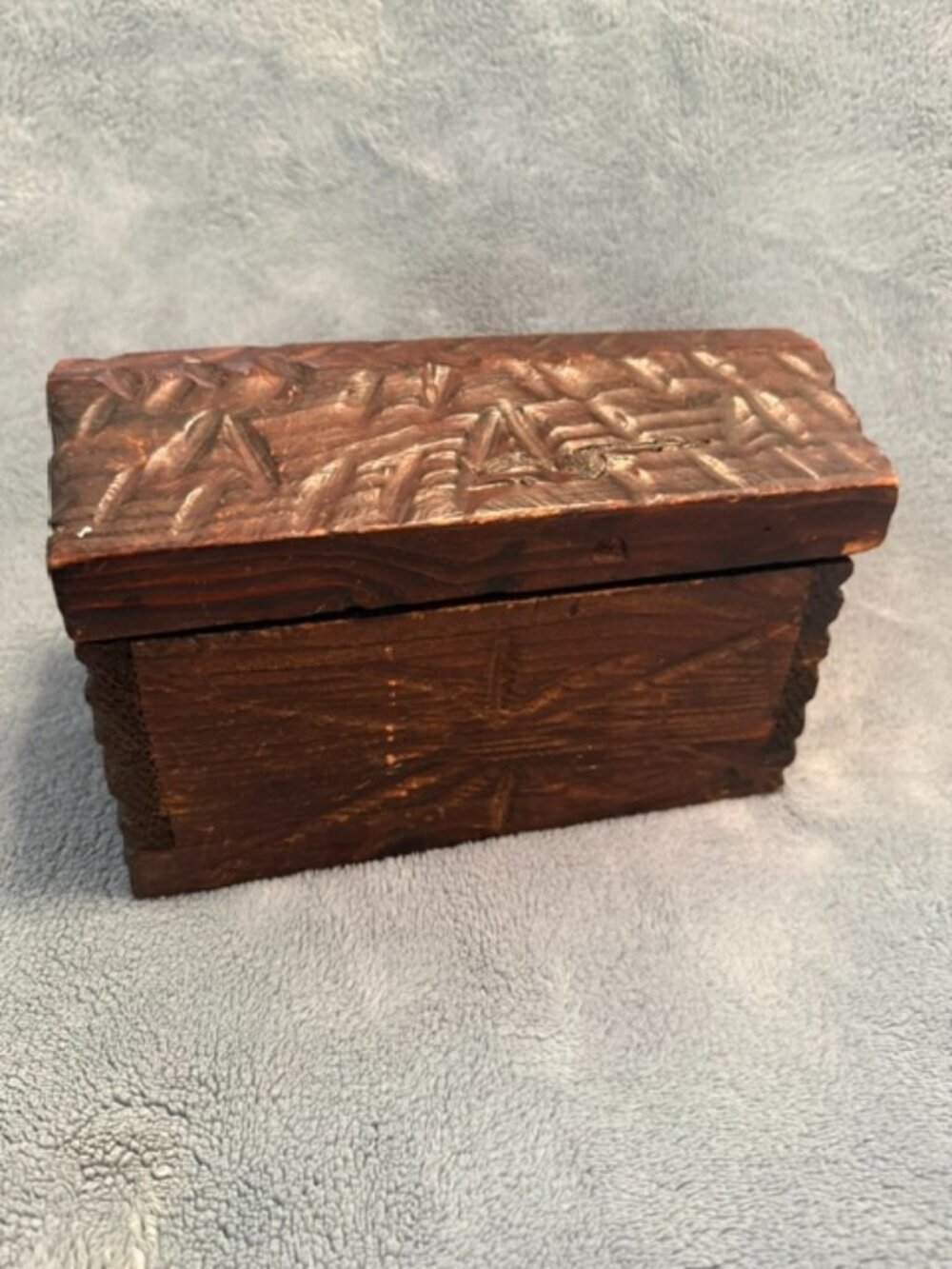 Vintage Spanish Hand-Carved Wooden Keepsake Box – Enesco Import (c. 1960s/1970s)